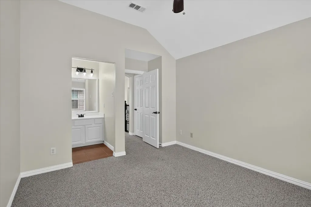 2644 Coral Cove Drive Grand Prairie TX 75054