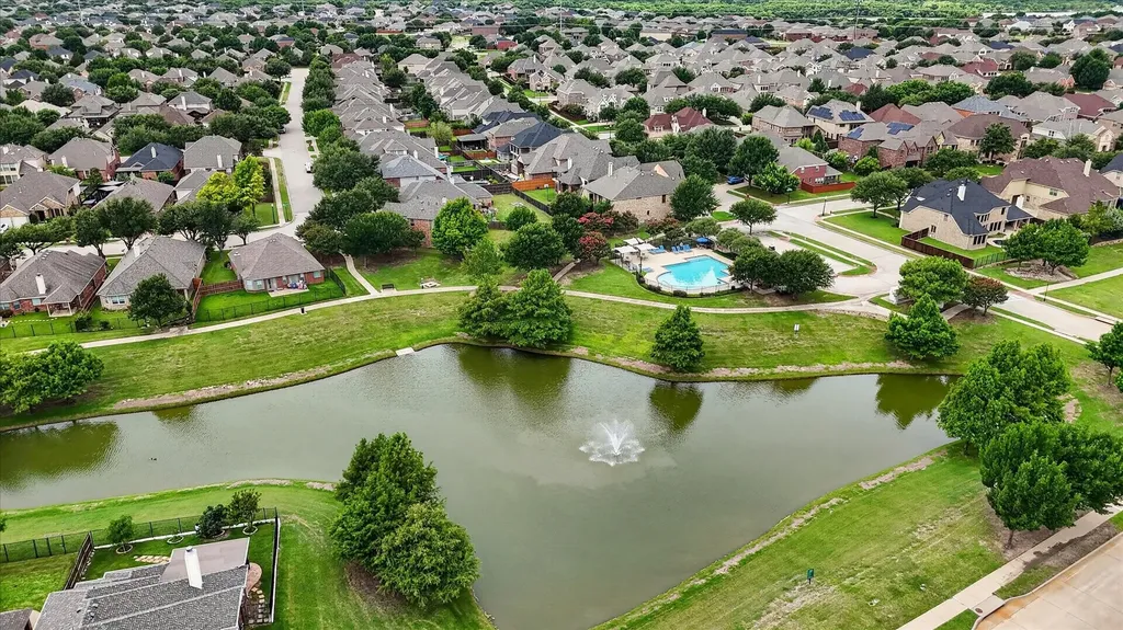 2644 Coral Cove Drive Grand Prairie TX 75054