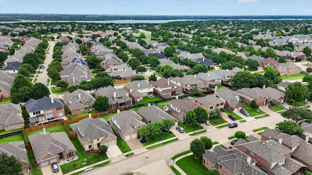 2644 Coral Cove Drive Grand Prairie TX 75054
