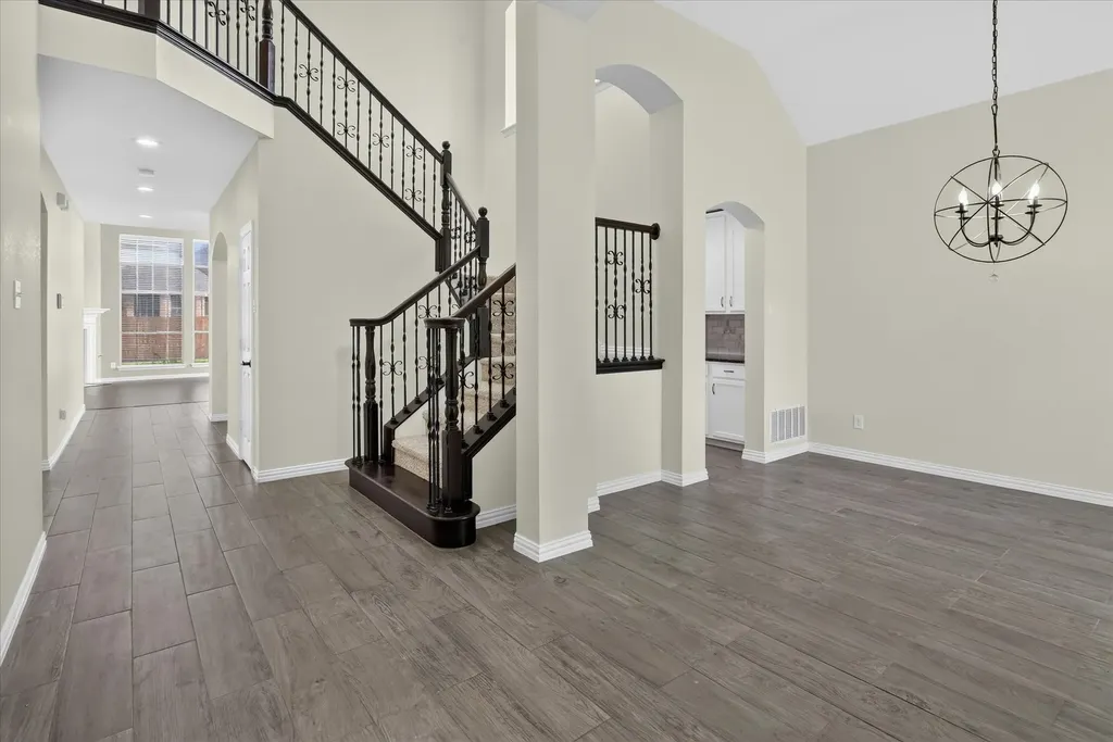 2644 Coral Cove Drive Grand Prairie TX 75054
