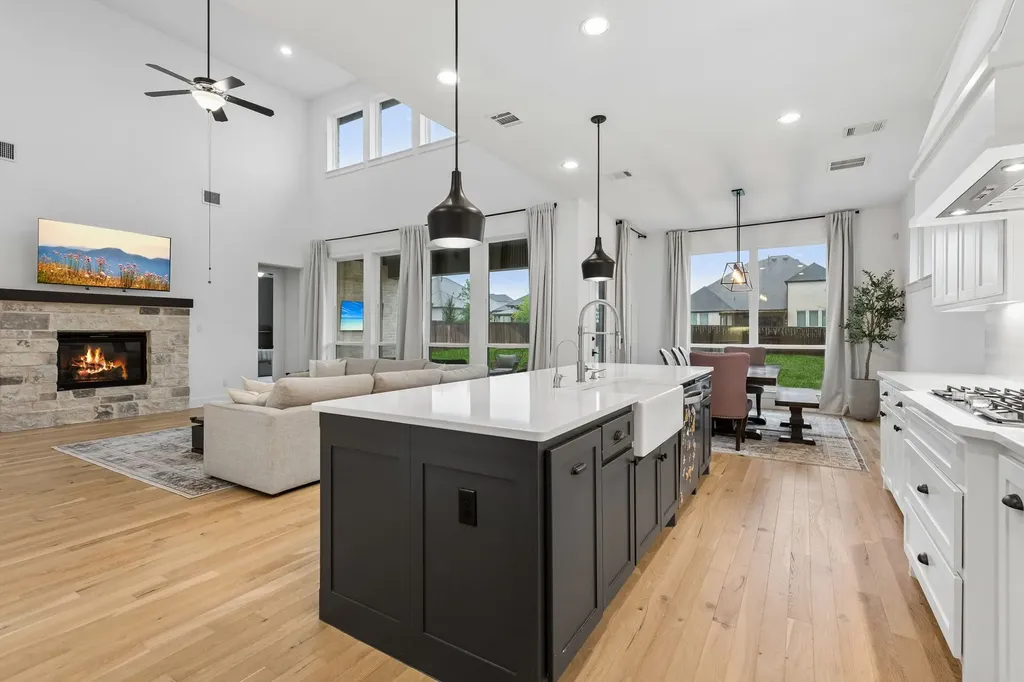 566 Broadleaf Way Haslet TX 76052