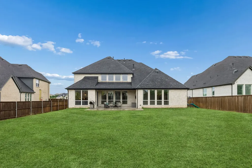 566 Broadleaf Way Haslet TX 76052