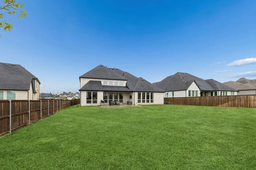 566 Broadleaf Way Haslet TX 76052