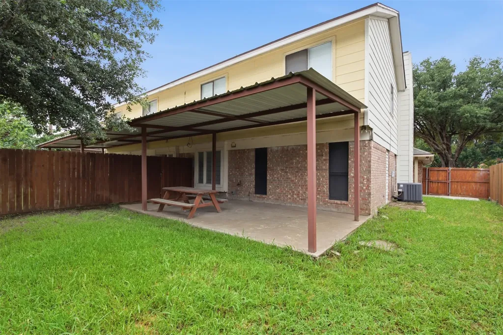 3636 Country Club Drive W Irving TX 75038