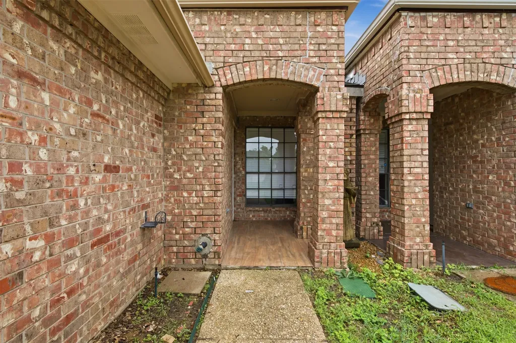 3636 Country Club Drive W Irving TX 75038