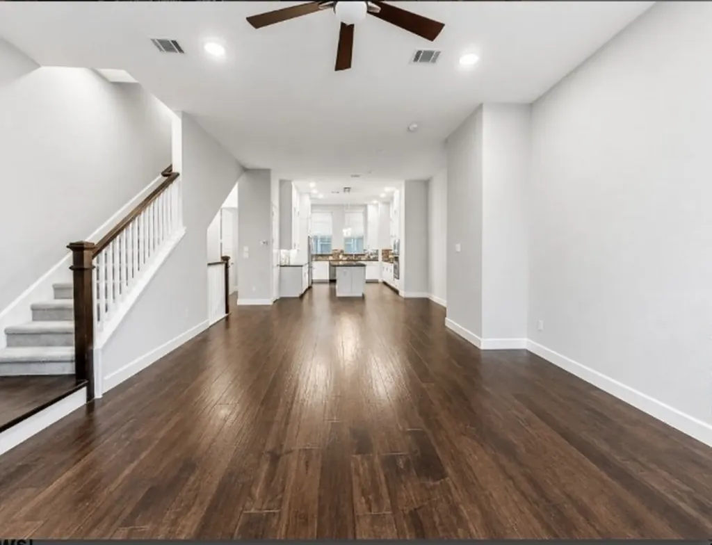 1367 Branchwood Place Dallas TX 75215