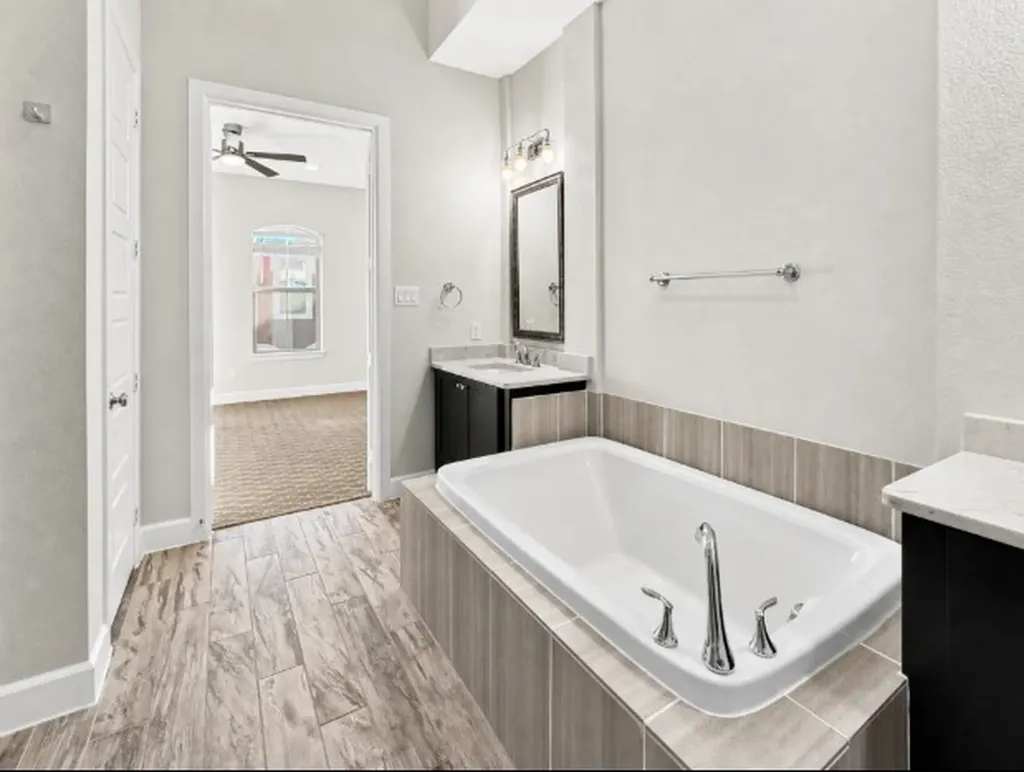 1367 Branchwood Place Dallas TX 75215