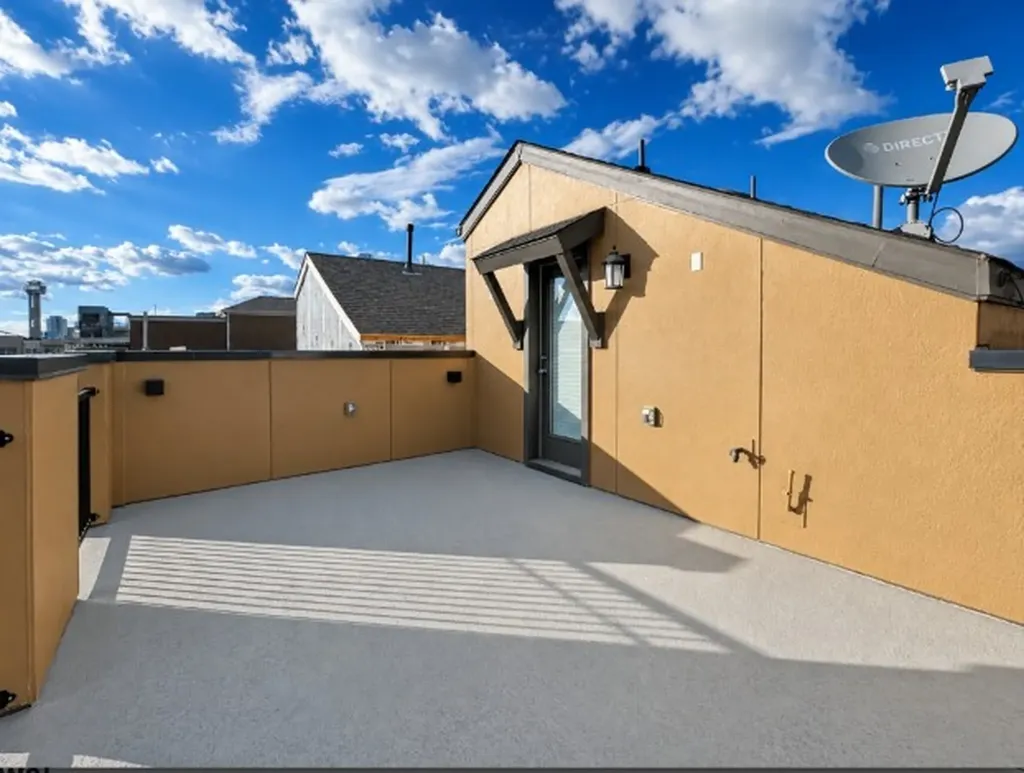1367 Branchwood Place Dallas TX 75215