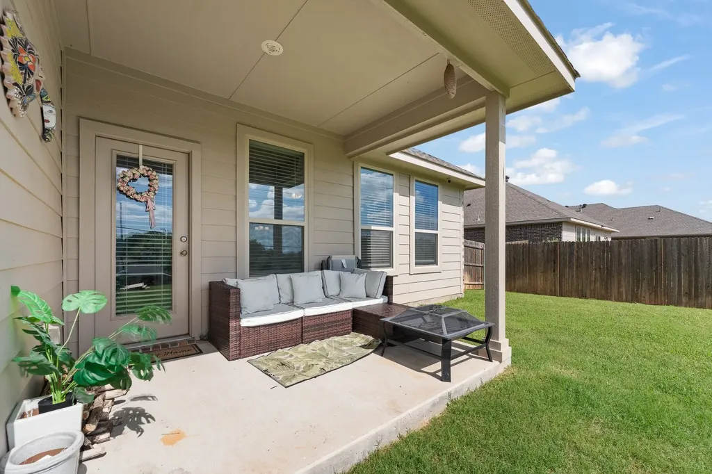 4000 Bendale Road Benbrook TX 76116