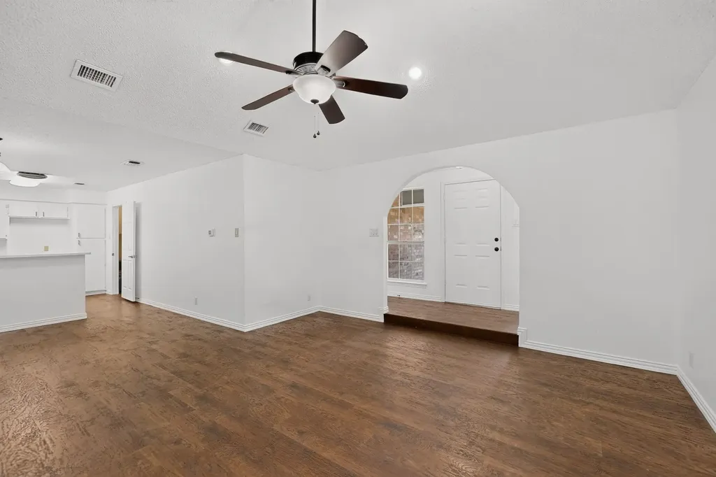 13930 Briarwood Court Azle TX 76020
