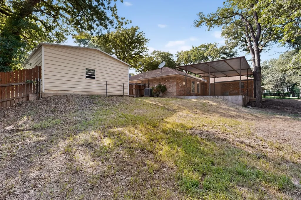 13930 Briarwood Court Azle TX 76020