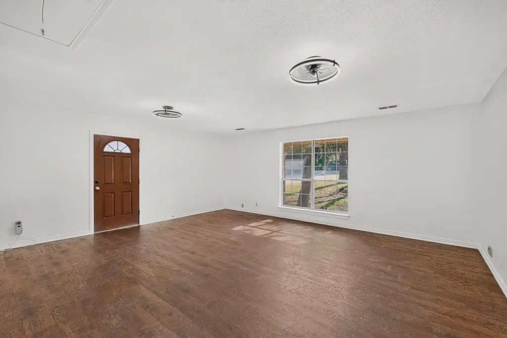 13930 Briarwood Court Azle TX 76020