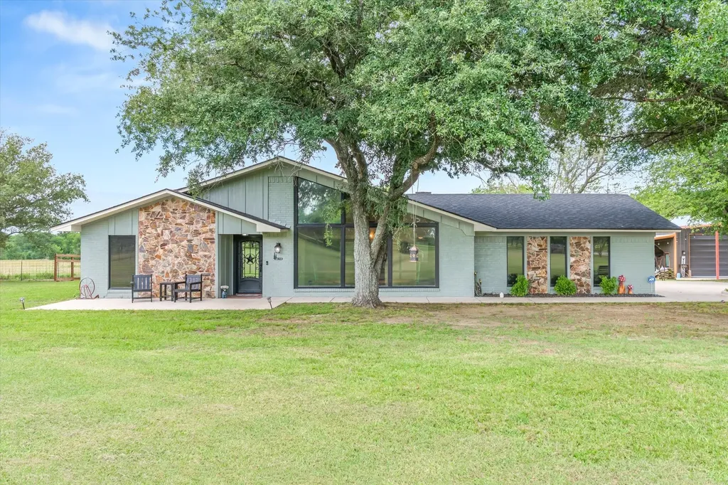 362 Vz County Road 3404 Wills Point TX 75169