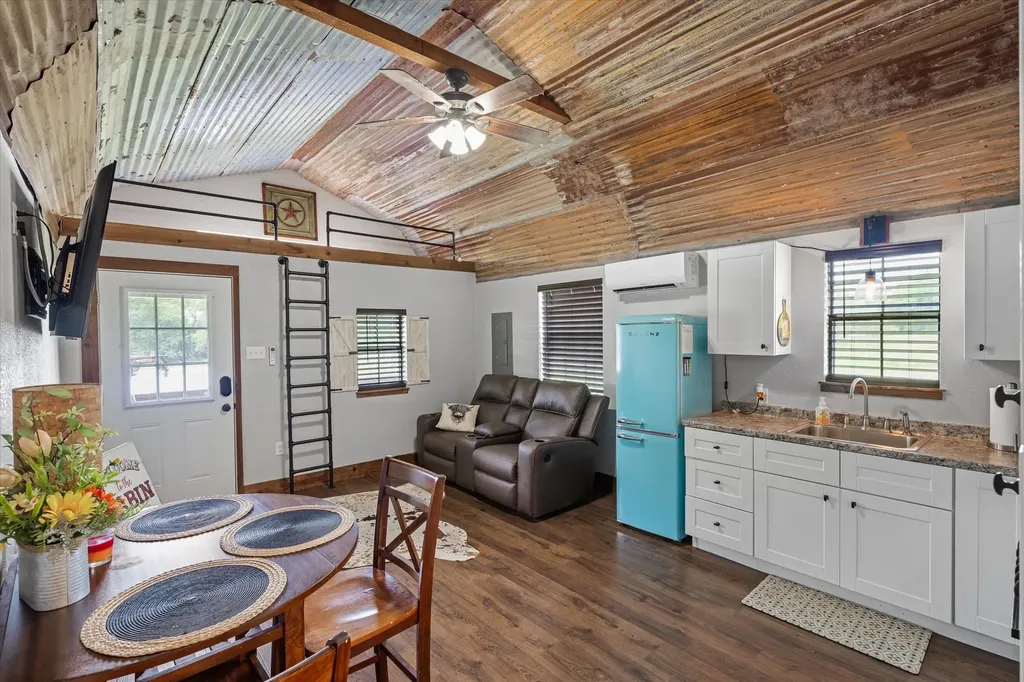 362 Vz County Road 3404 Wills Point TX 75169