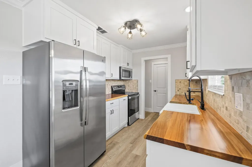 30 Judy Drive Sherman TX 75090