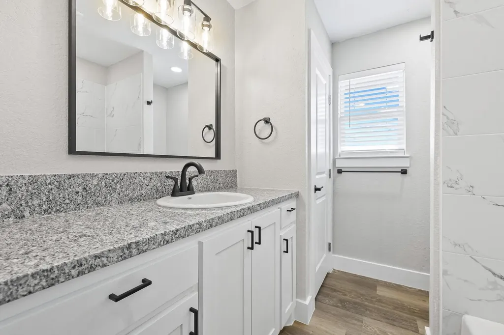 30 Judy Drive Sherman TX 75090