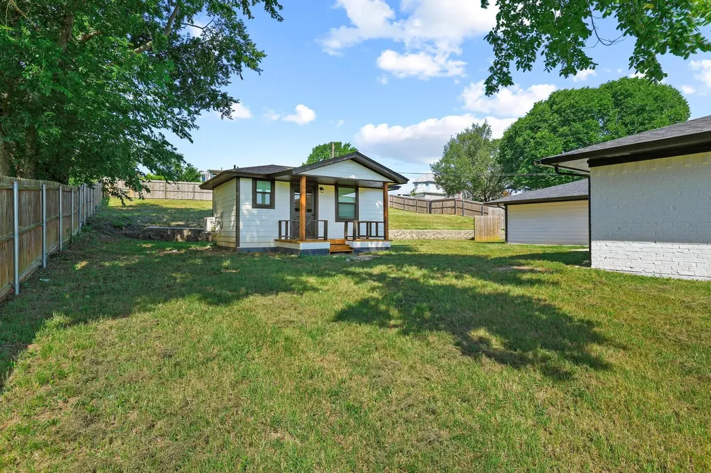 30 Judy Drive Sherman TX 75090