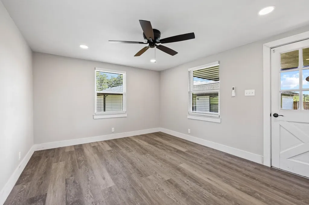 30 Judy Drive Sherman TX 75090
