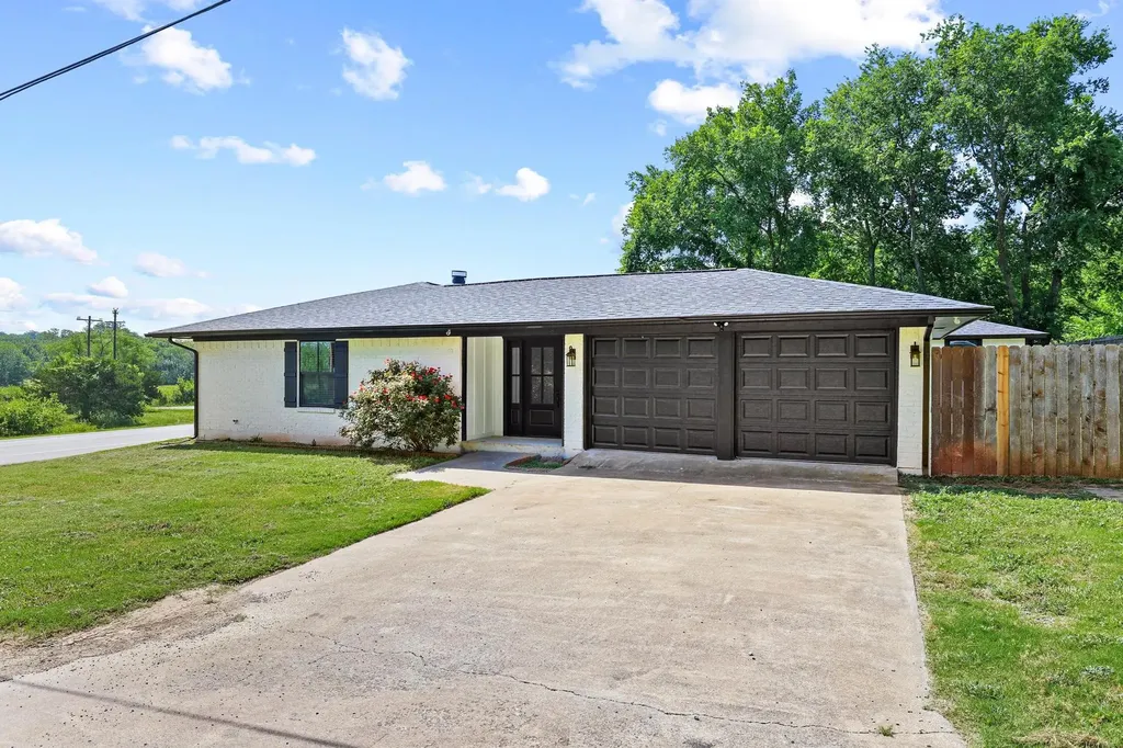 30 Judy Drive Sherman TX 75090