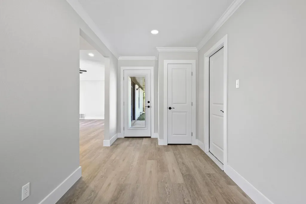 30 Judy Drive Sherman TX 75090