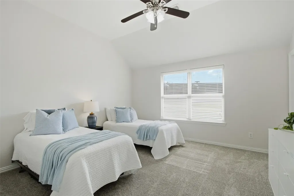 505 Sterling Ridge Lantana TX 76226