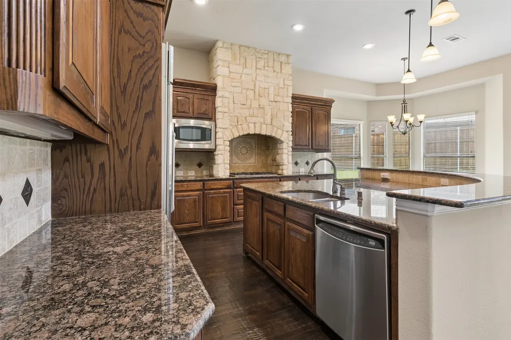 4136 Choctaw Drive Carrollton TX 75010