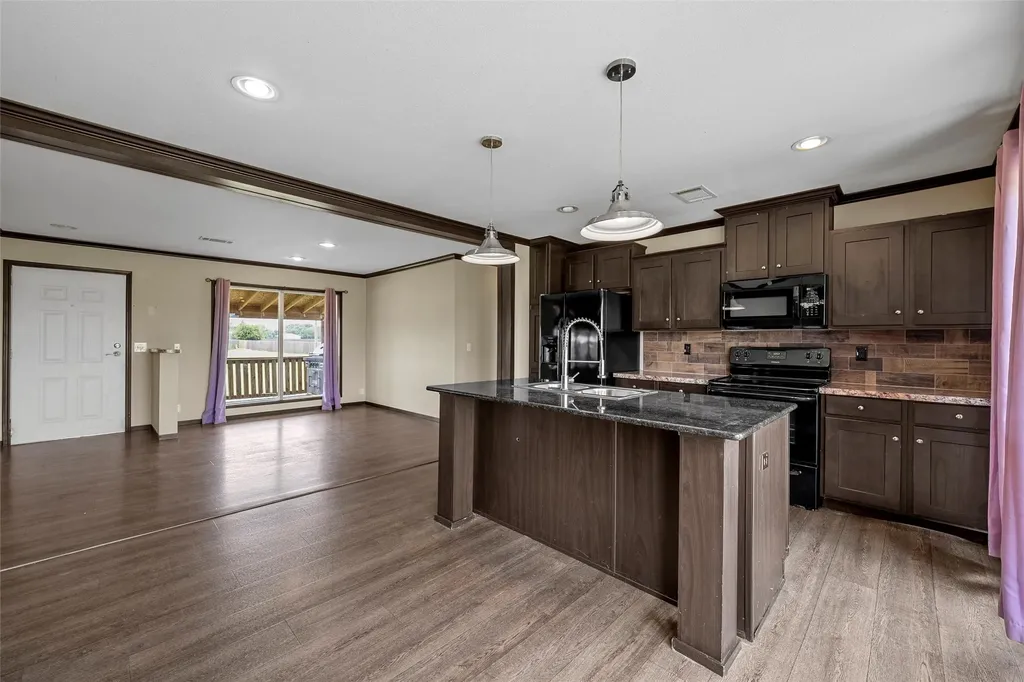 177 Lillie Valley Road Waco TX 76705