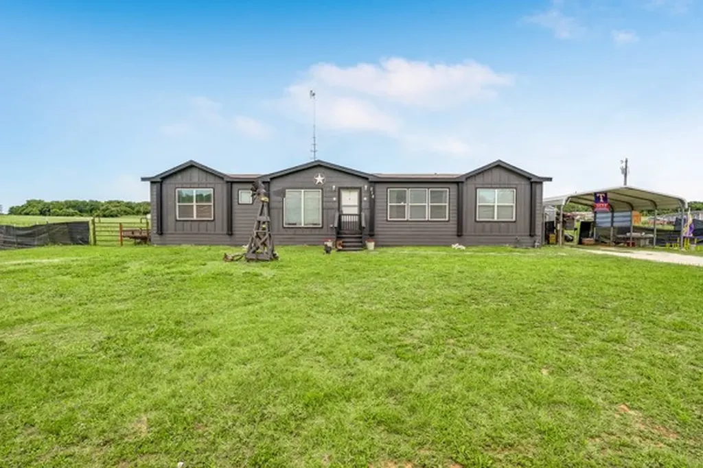 218 Bettinger Way Gholson TX 76705