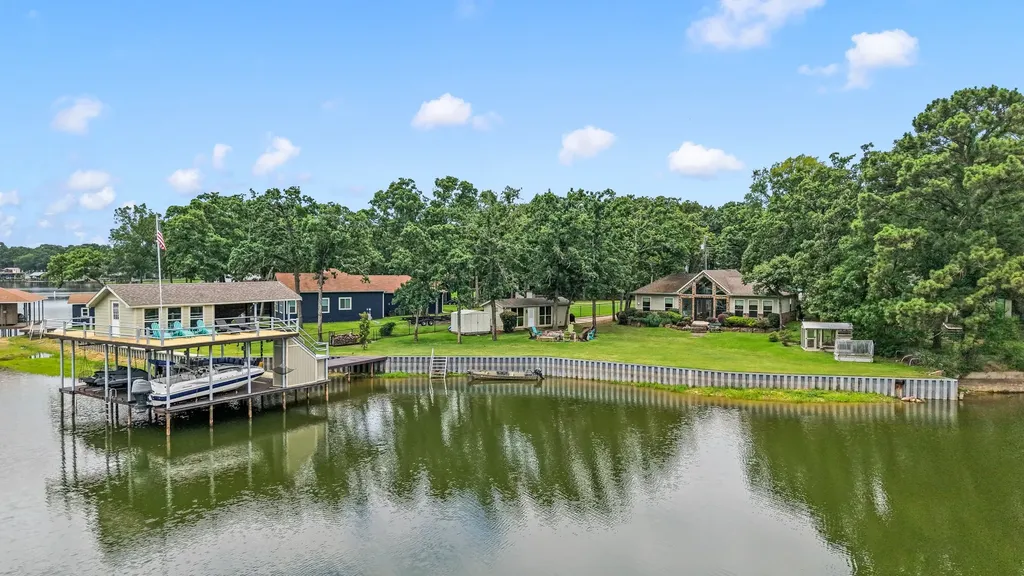 326 Hickory Circle Trinidad TX 75163