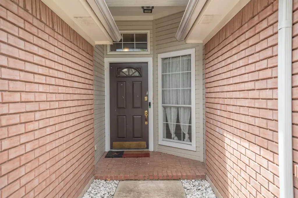 115 S Blue Bonnet Circle Justin TX 76247