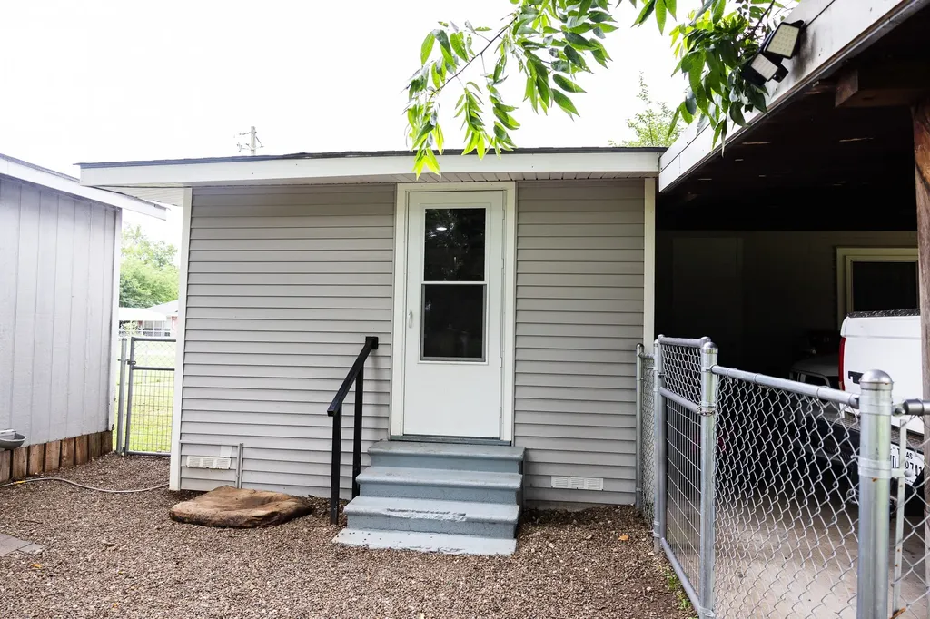 508 Fleming Street Mount Vernon TX 75457