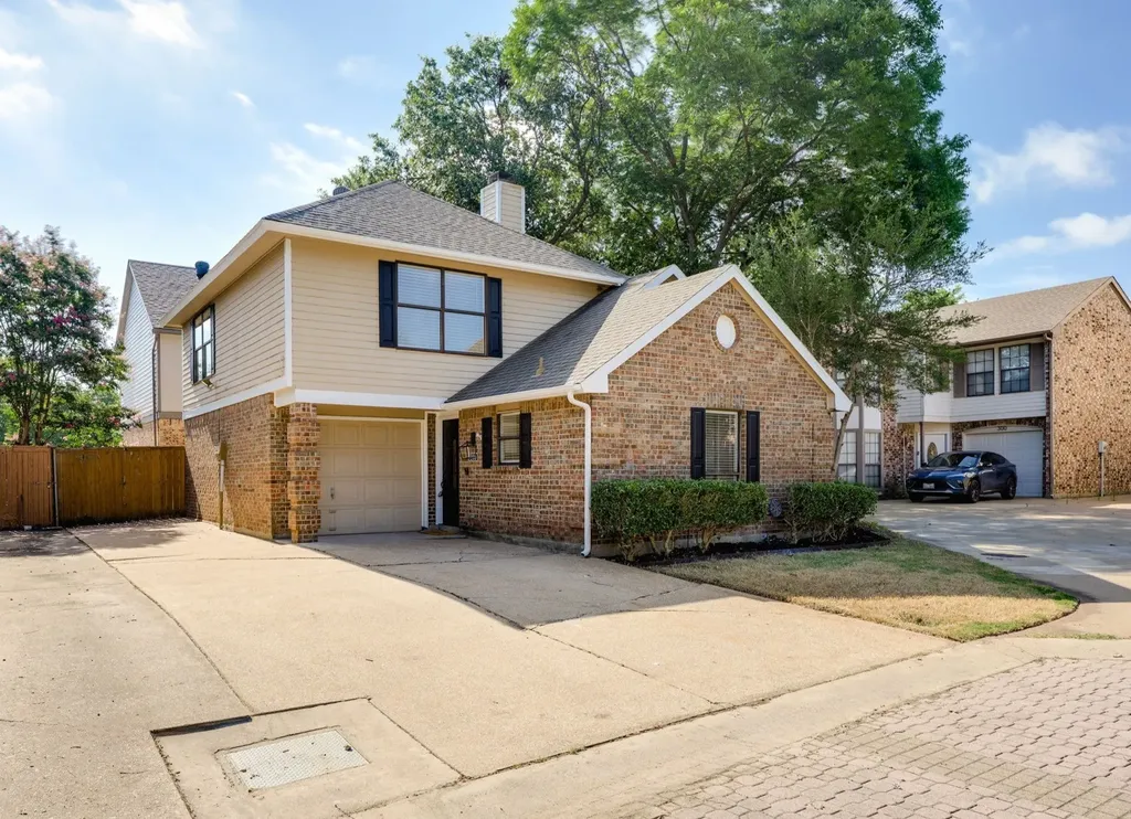 200 Saddle Rock Court Irving TX 75063