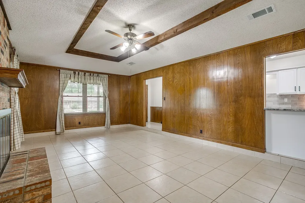209 Hillcrest Drive Midlothian TX 76065