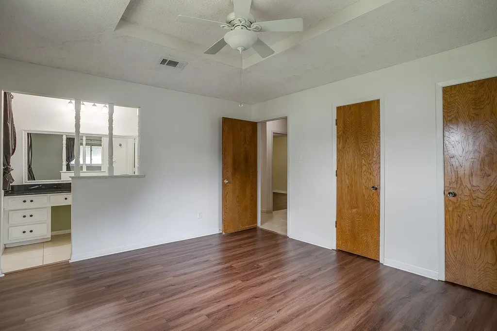 209 Hillcrest Drive Midlothian TX 76065