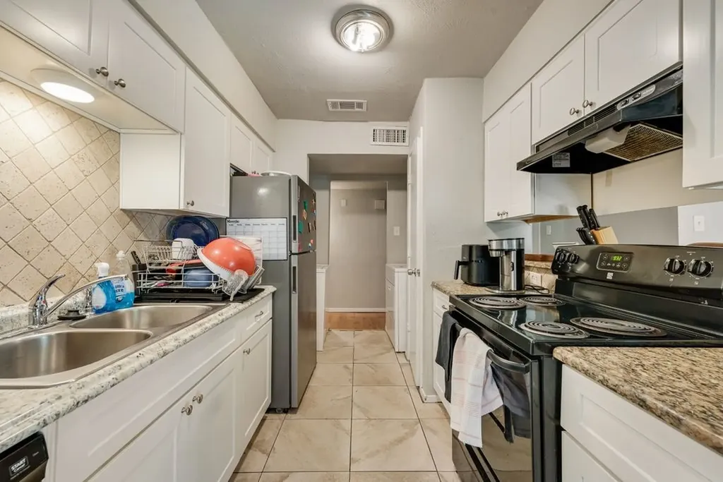 1717 Glenview Lane Arlington TX 76014