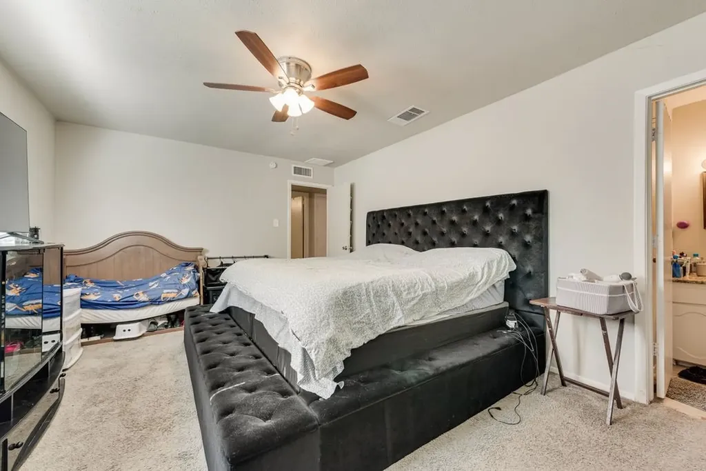 1717 Glenview Lane Arlington TX 76014