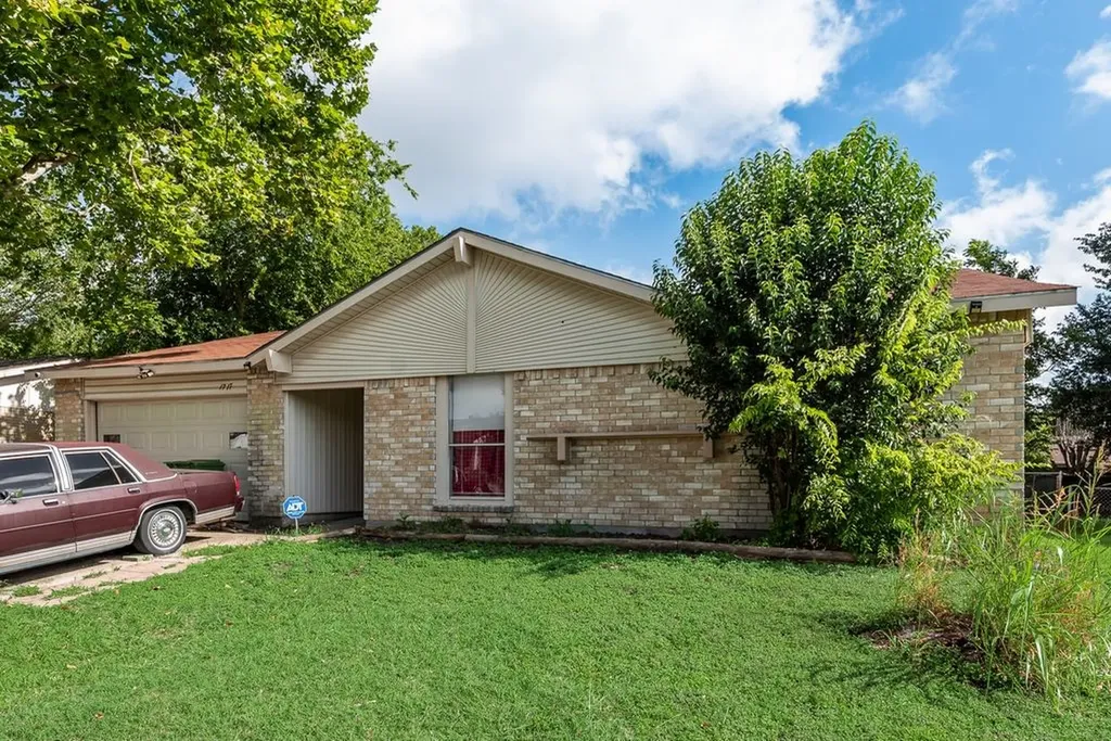 1717 Glenview Lane Arlington TX 76014