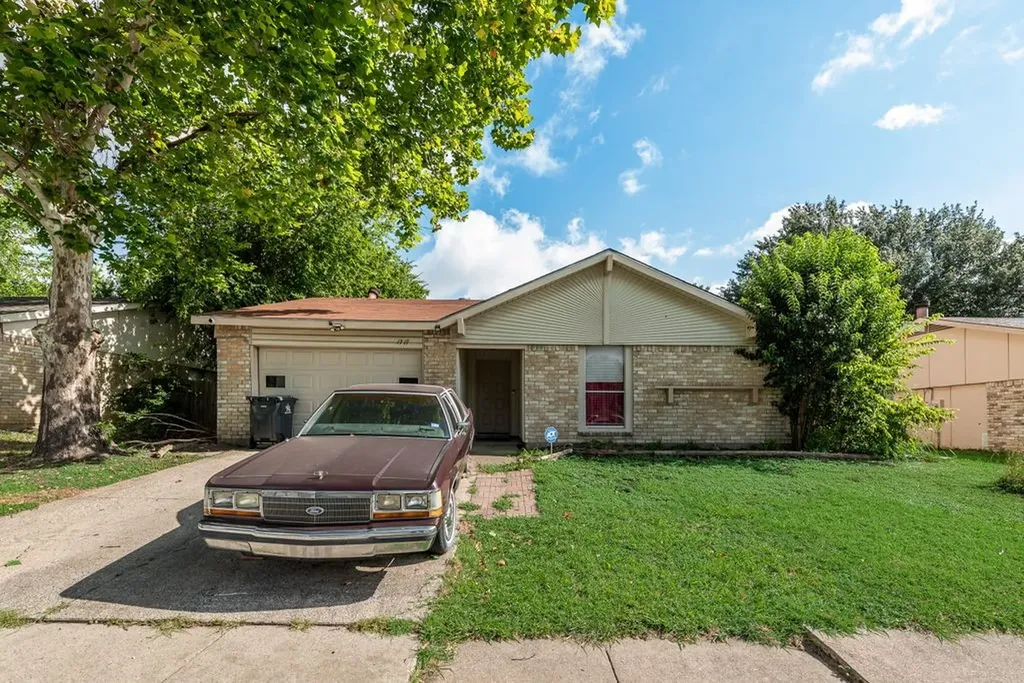 1717 Glenview Lane Arlington TX 76014