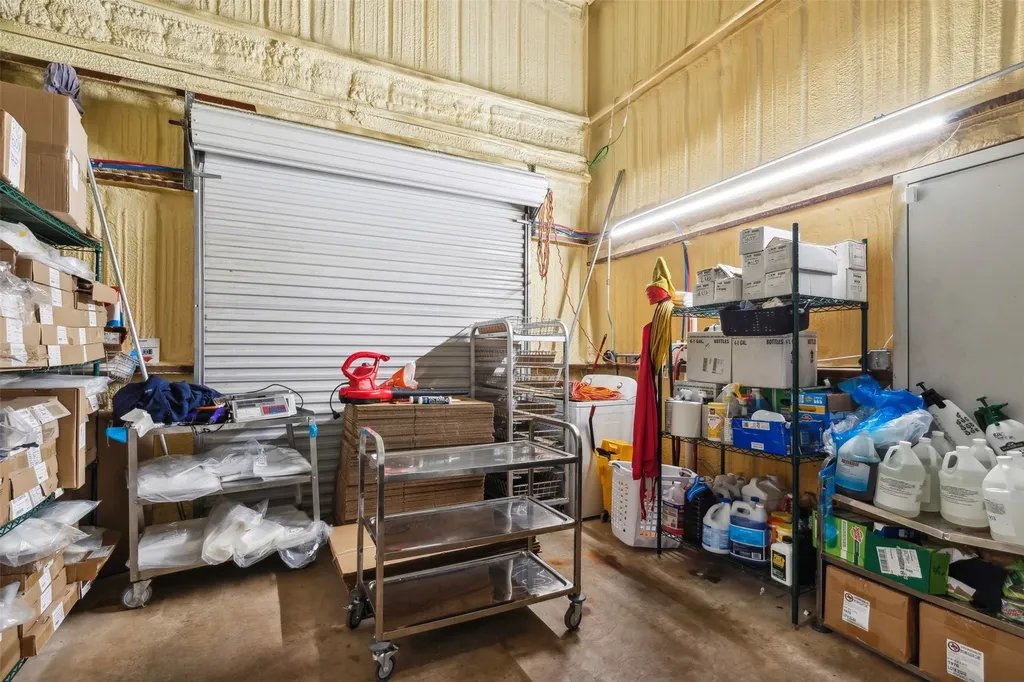 324 E Highway 6 Iredell TX 76649