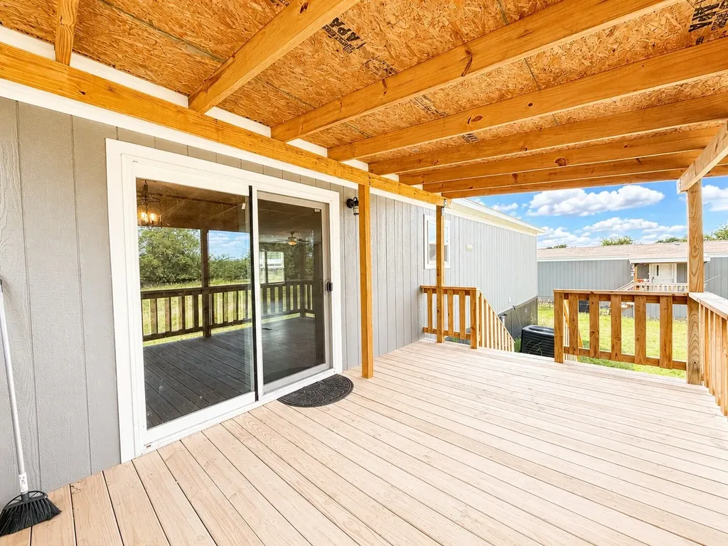 112 Buffalo Gap Drive Bridgeport TX 76426