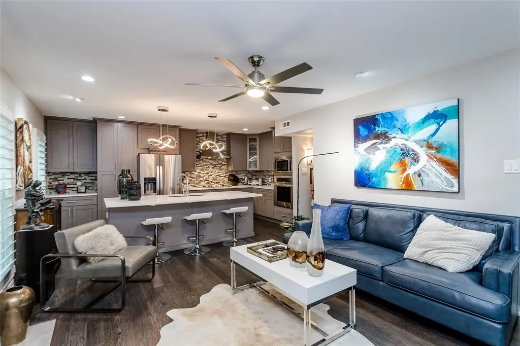 7818 Meadow Park Drive Dallas TX 75230
