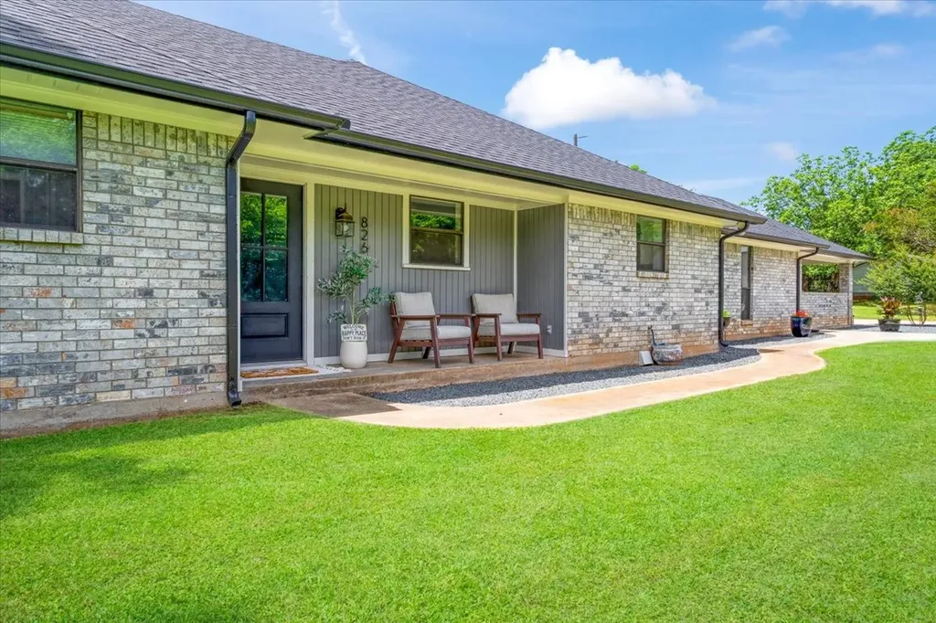 826 Georgetown Road Pottsboro TX 75076