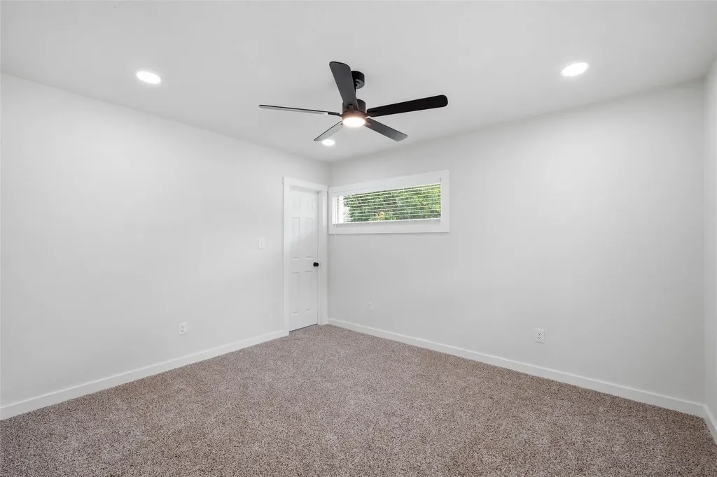 108 E San Benito Drive Robinson TX 76706