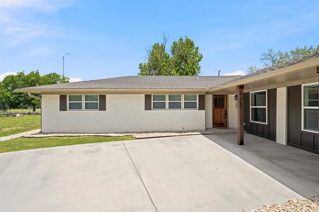 108 E San Benito Drive Waco TX 76706