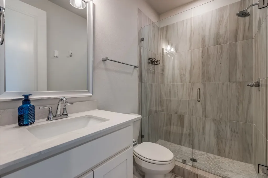 1224 Karsten Ridge Pass Gunter TX 75058