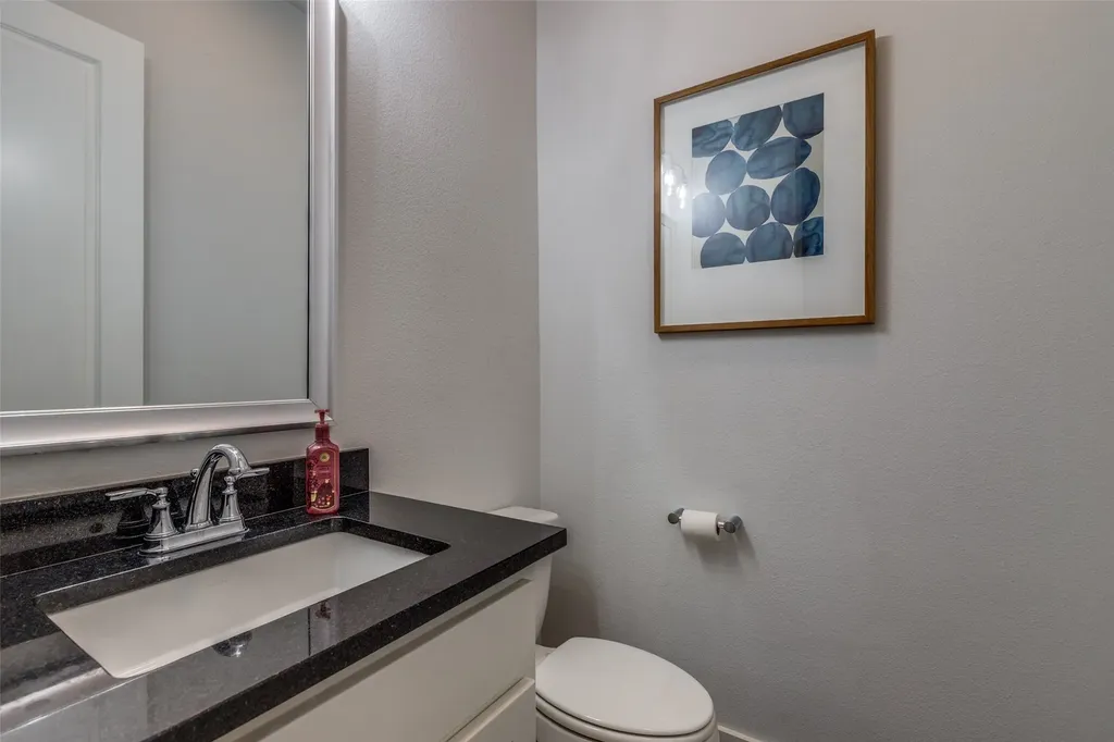1224 Karsten Ridge Pass Gunter TX 75058