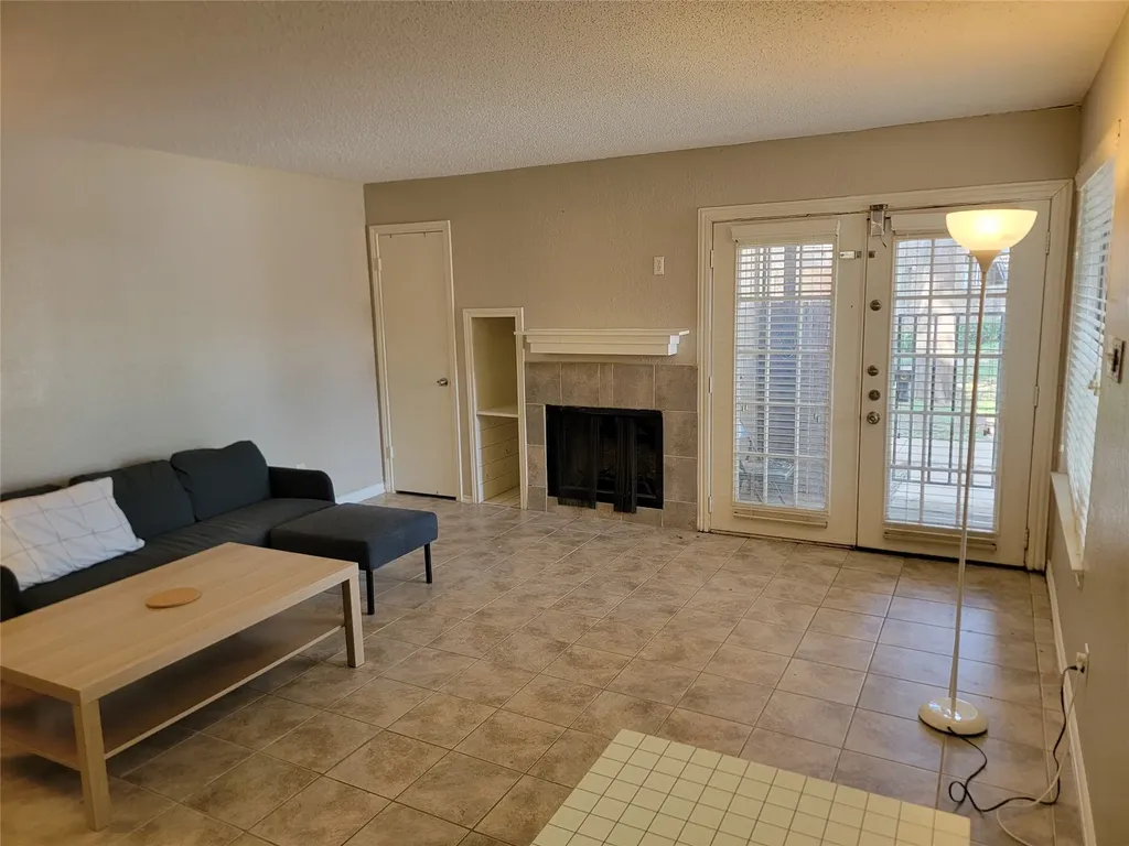 9803 Walnut Street Dallas TX 75243