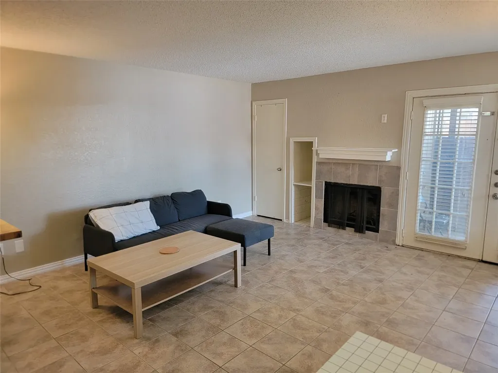 9803 Walnut Street Dallas TX 75243