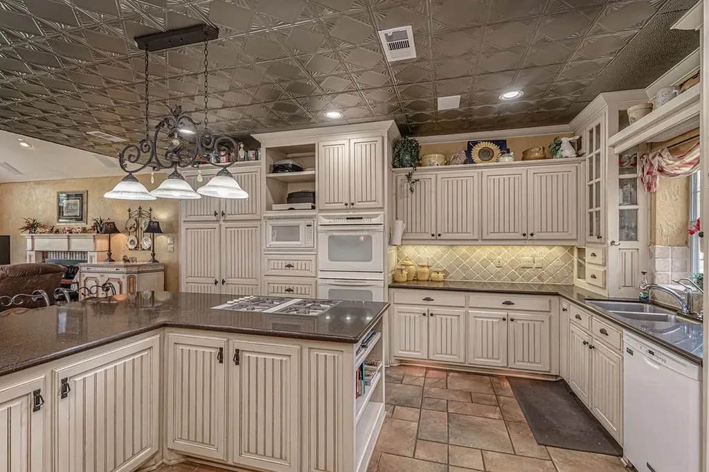 401 Saint Michaels Way Rockwall TX 75032