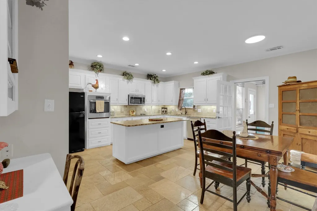 41 Man O War Lane Fairview TX 75069